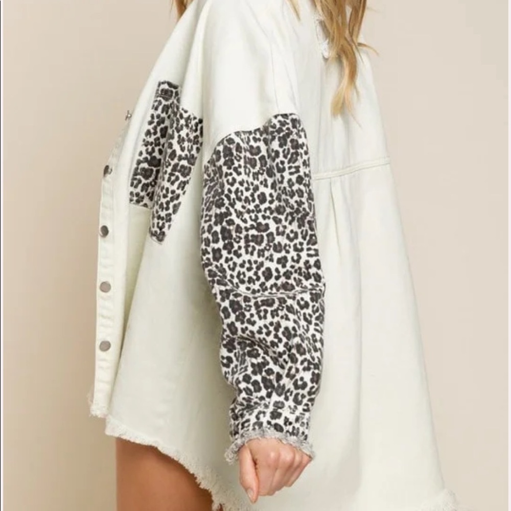 POL Leo Distressed Jacket